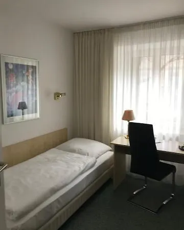 Occam Hotel